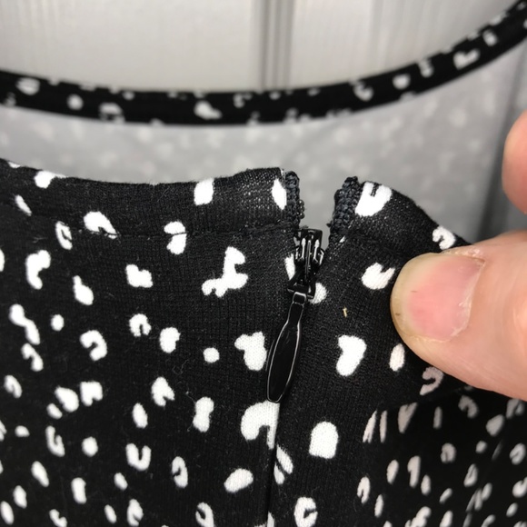 Black Midi dress with flutter sleeves size XL Tall - Picture 4 of 4